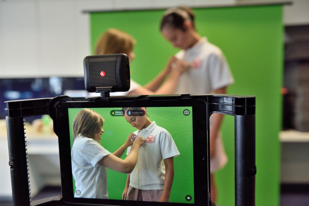 Kids TV Presenting Course-Image 1
